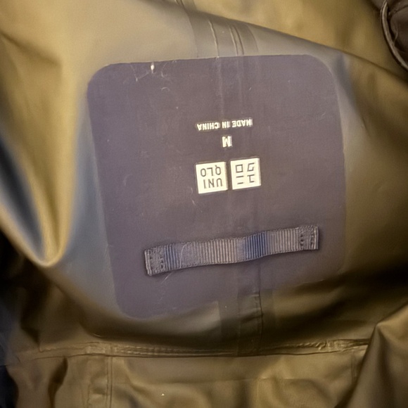 Uniqlo women raincoat / windproof - Picture 3 of 6